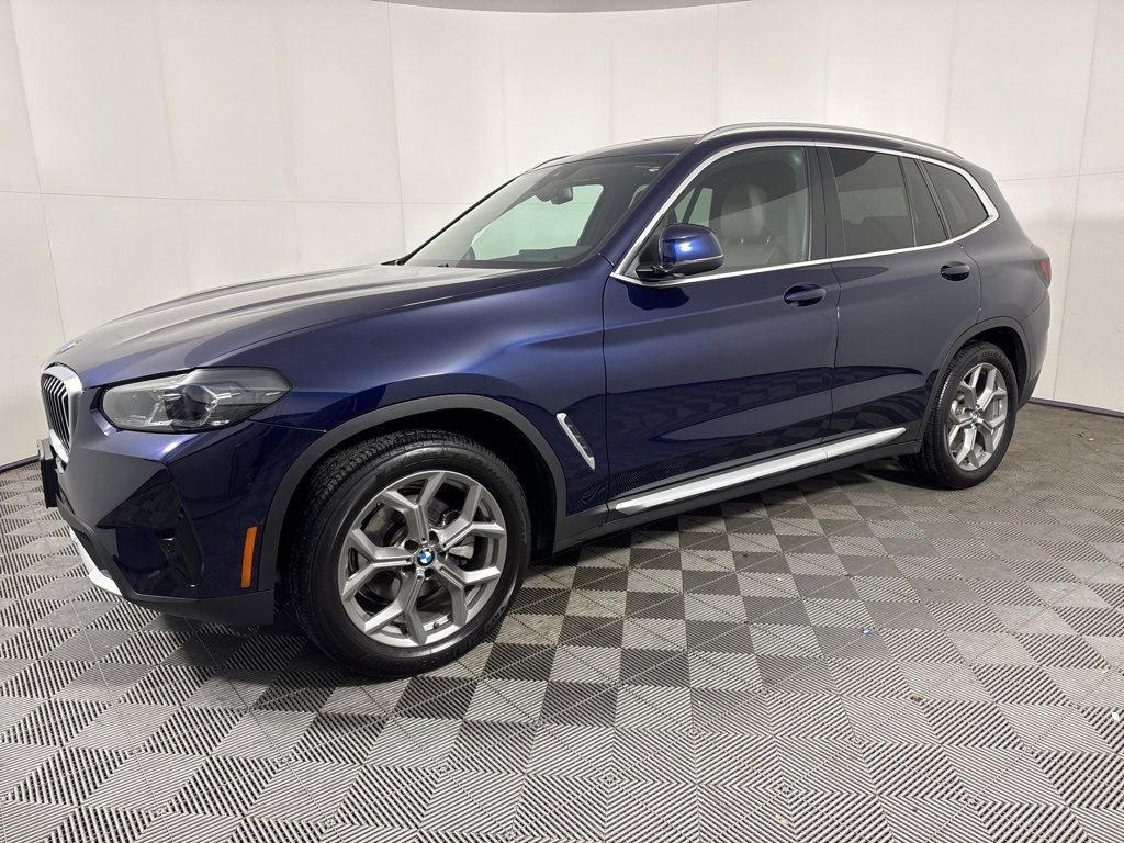 Used 2022 BMW X3 xDrive30i w/ Premium Package image 2