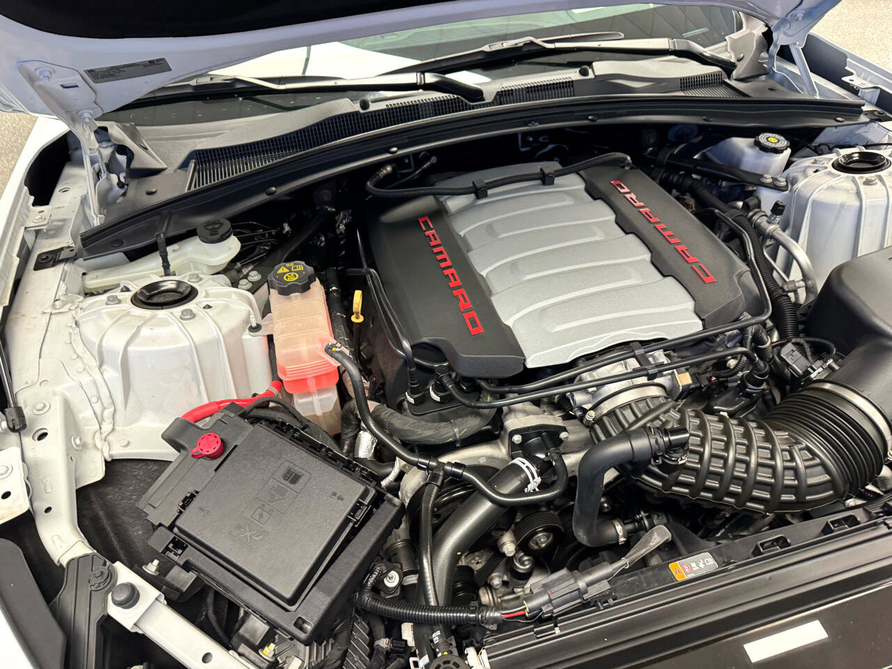 Used 2019 Chevrolet Camaro SS RWD image 24