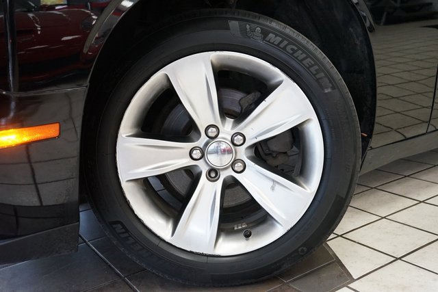 Used 2019 Dodge Challenger SXT image 46