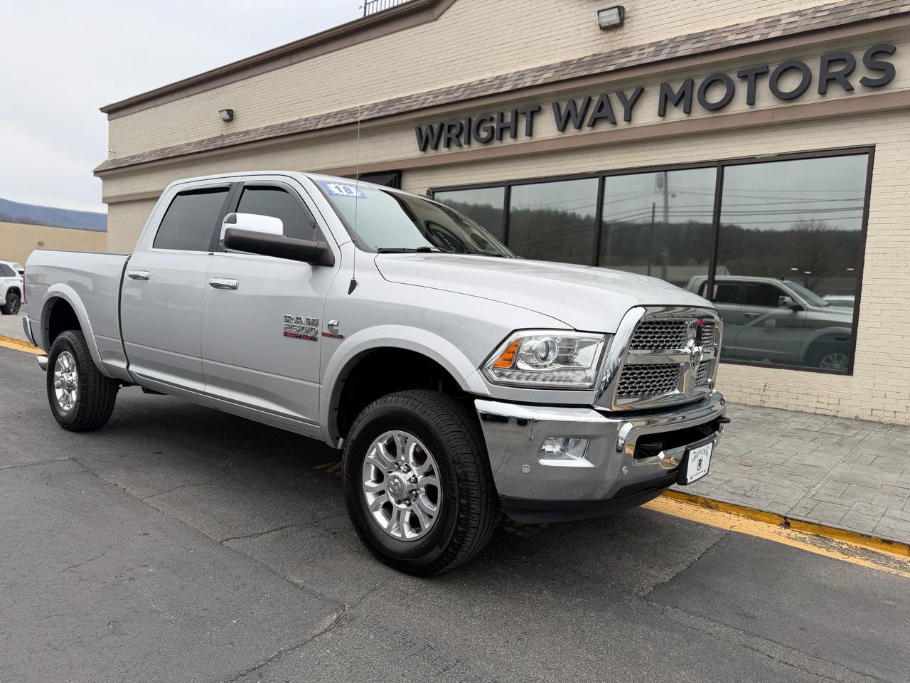 Used 2018 RAM 2500 Laramie image 1