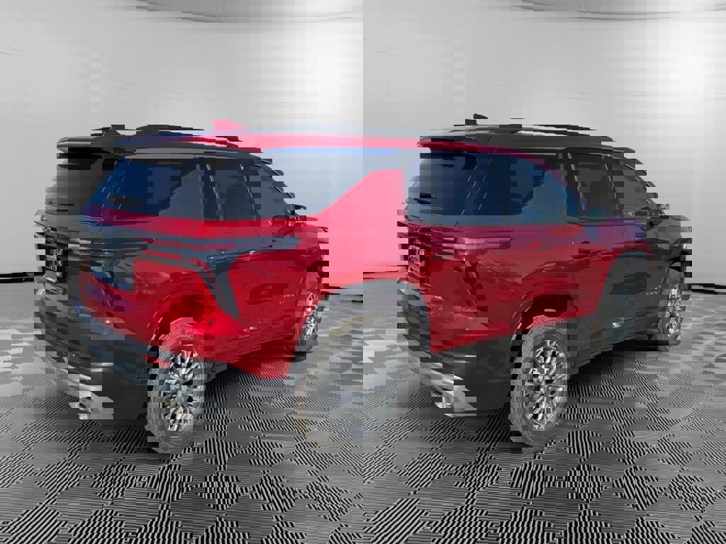 New 2026 Chevrolet Traverse LT image 7