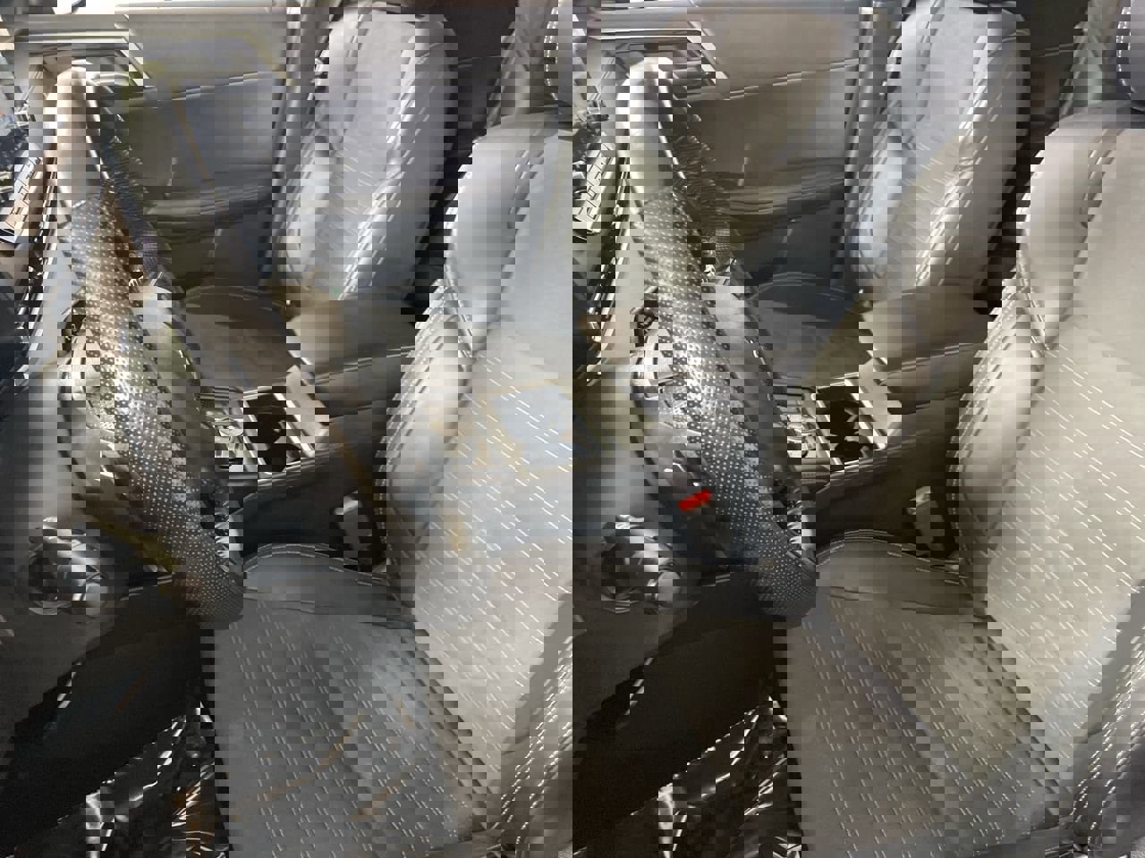 Used 2024 Mitsubishi Outlander SE image 21