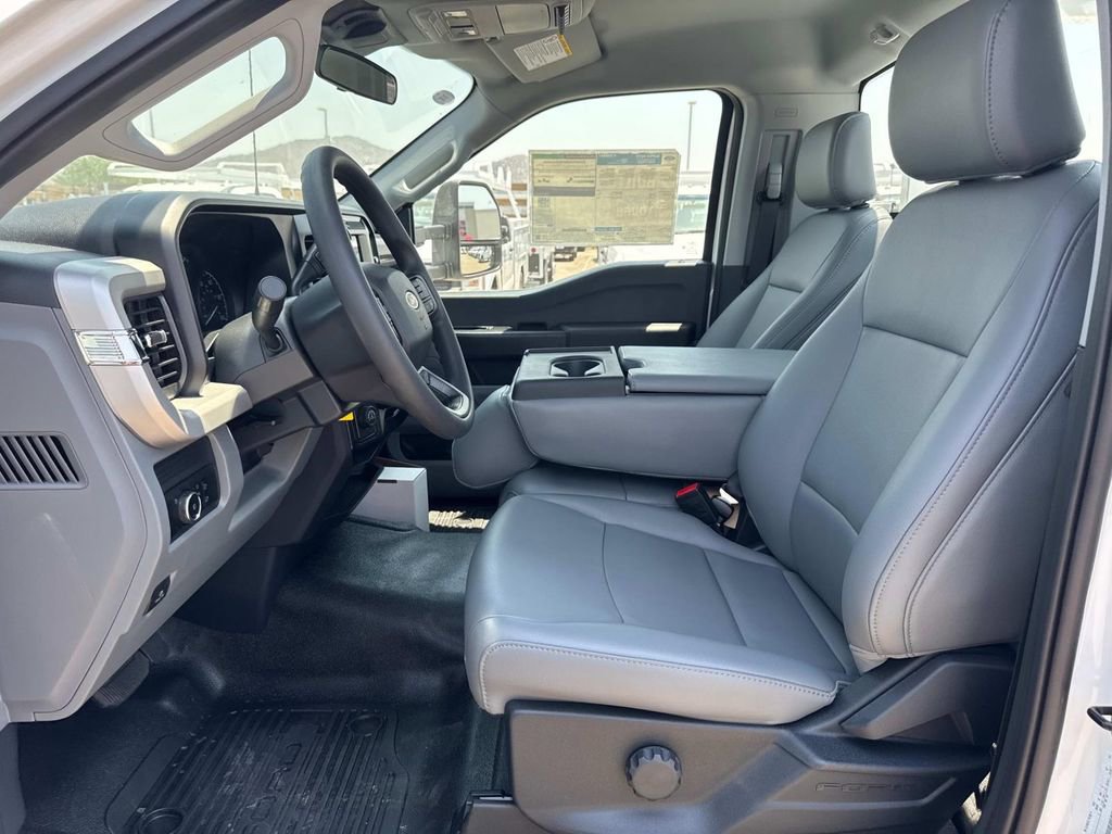 New 2025 Ford F350 XL w/ XL Chrome Package image 12