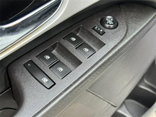 Used 2017 Chevrolet Equinox LS image 16