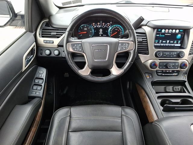 Used 2019 GMC Yukon Denali w/ Denali Ultimate Package image 14