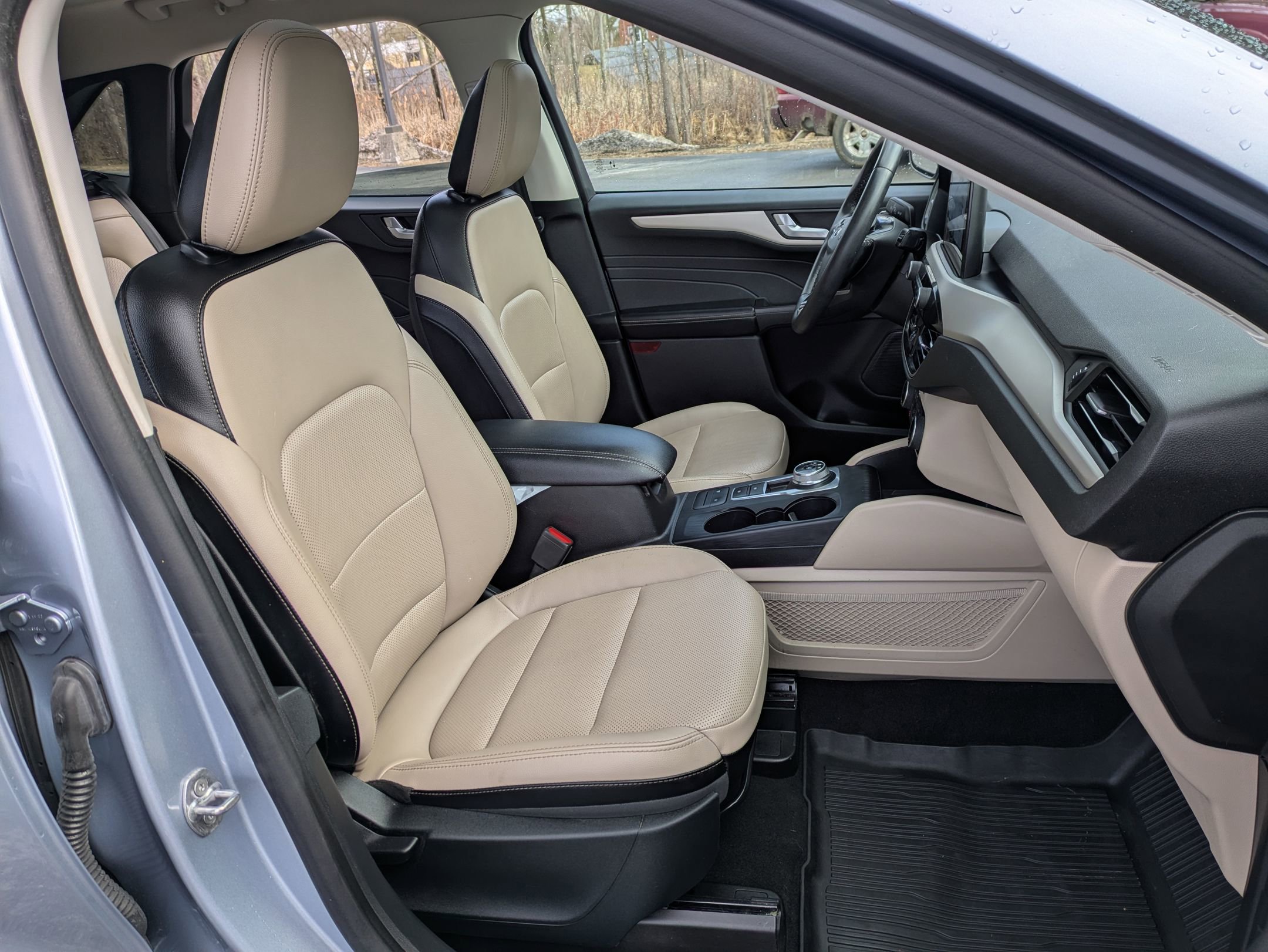 Used 2022 Ford Escape SEL w/ Technology Package image 23