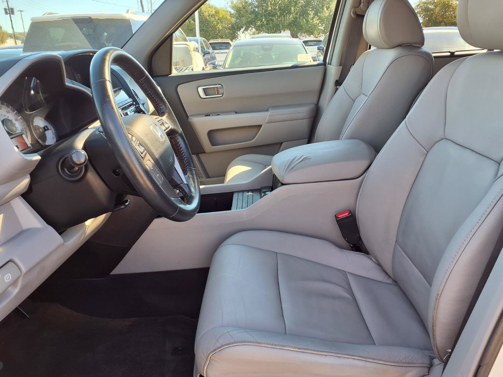 Used 2013 Honda Pilot Touring image 17