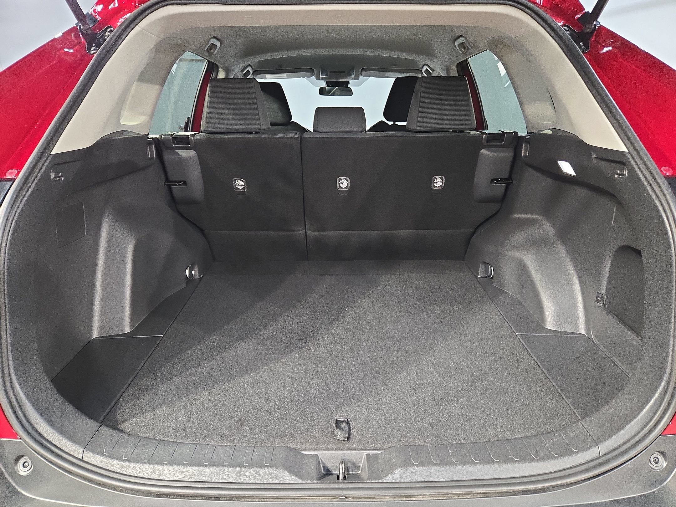 Certified 2025 Toyota RAV4 LE FWD image 18
