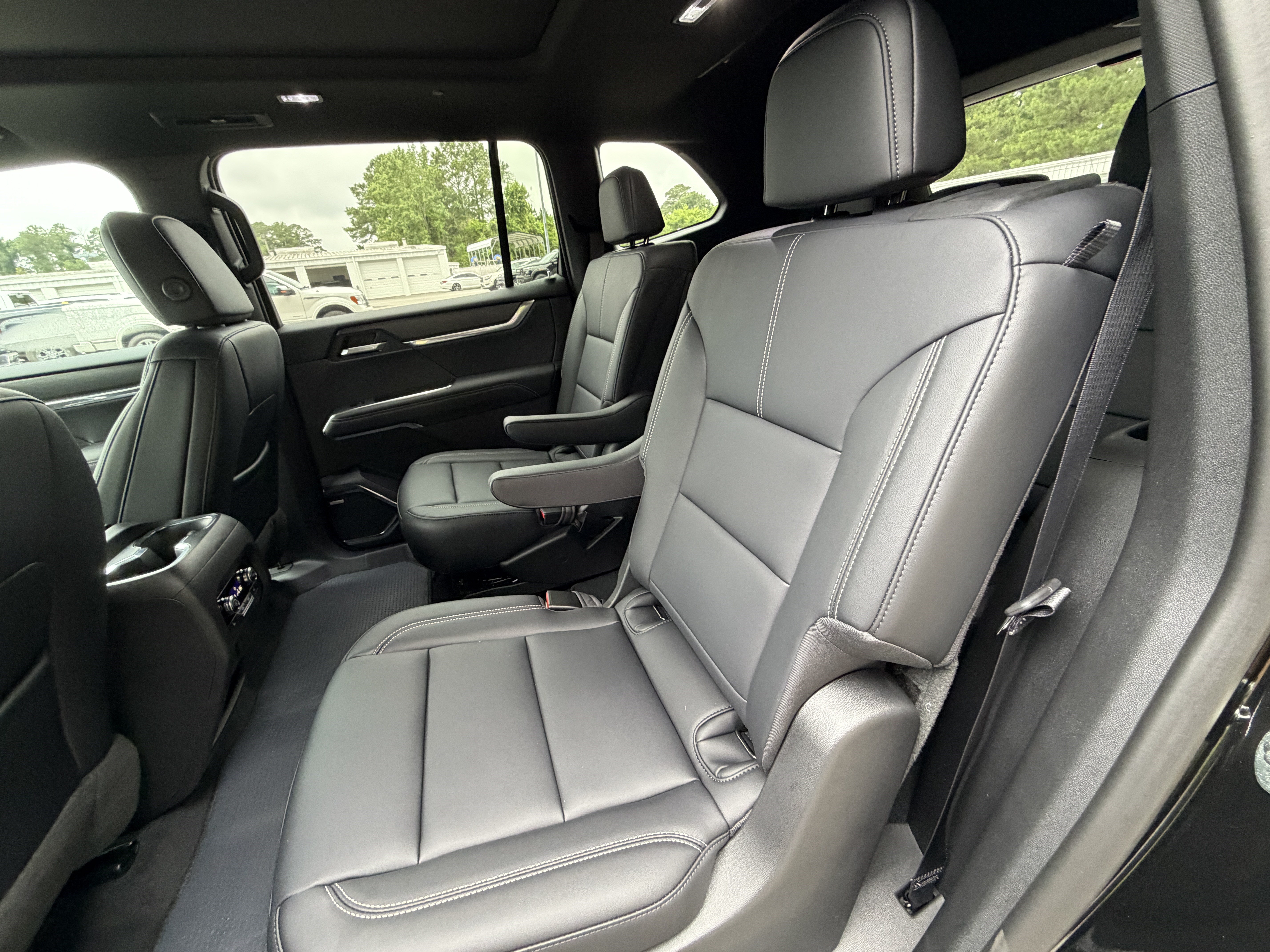 New 2026 GMC Acadia Elevation w/ Black Edition FWD image 14