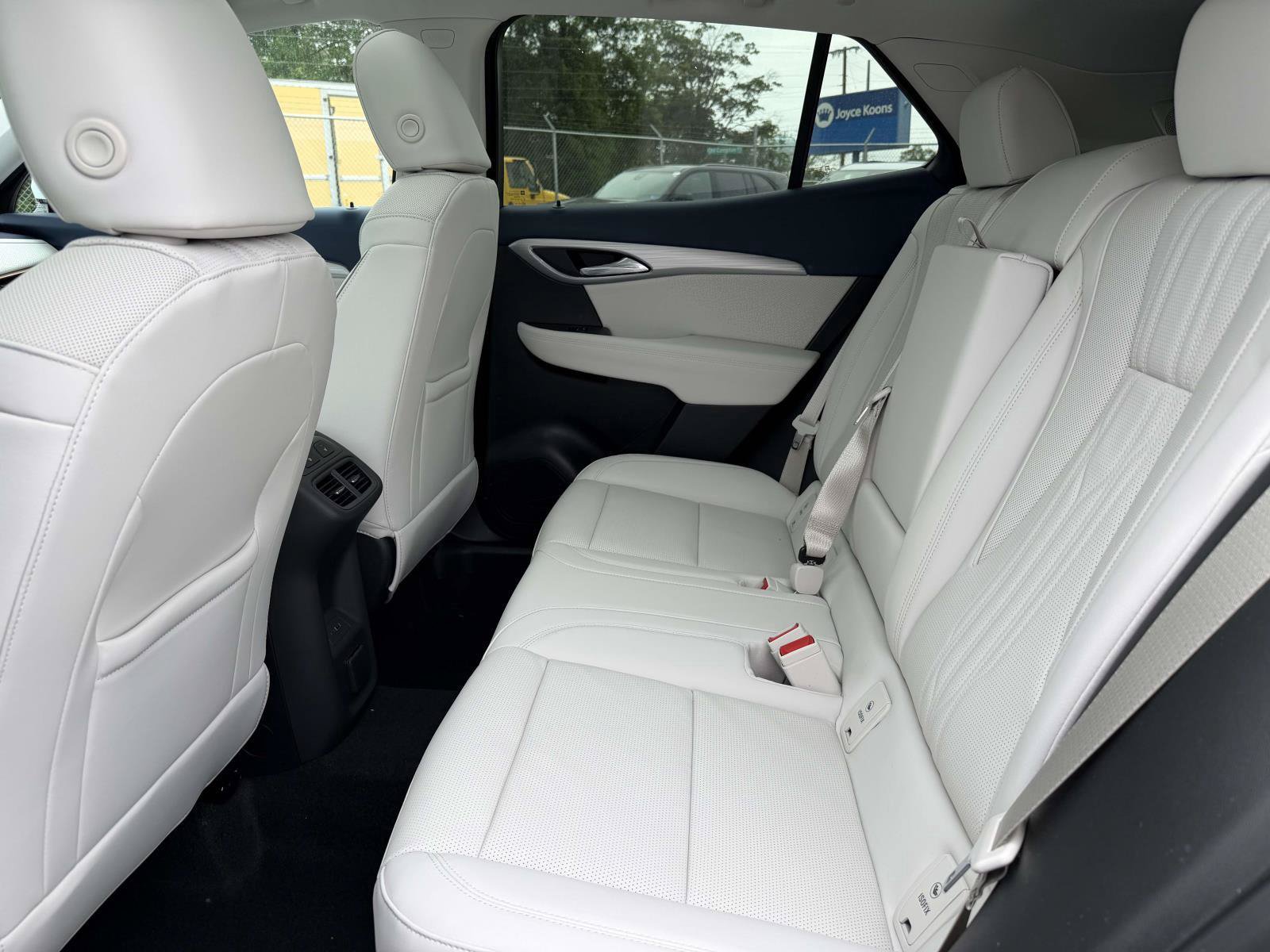 New 2026 Buick Envision Avenir AWD/4WD image 16