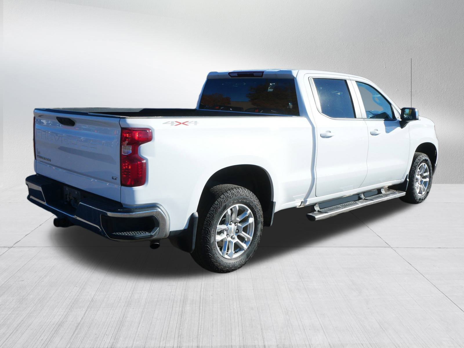Used 2024 Chevrolet Silverado 1500 LT w/ Protection Package image 7
