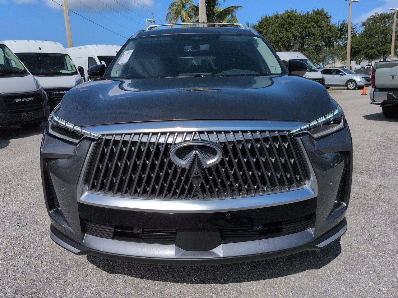 Used 2026 INFINITI QX60 Luxe w/ Cargo Package FWD image 3