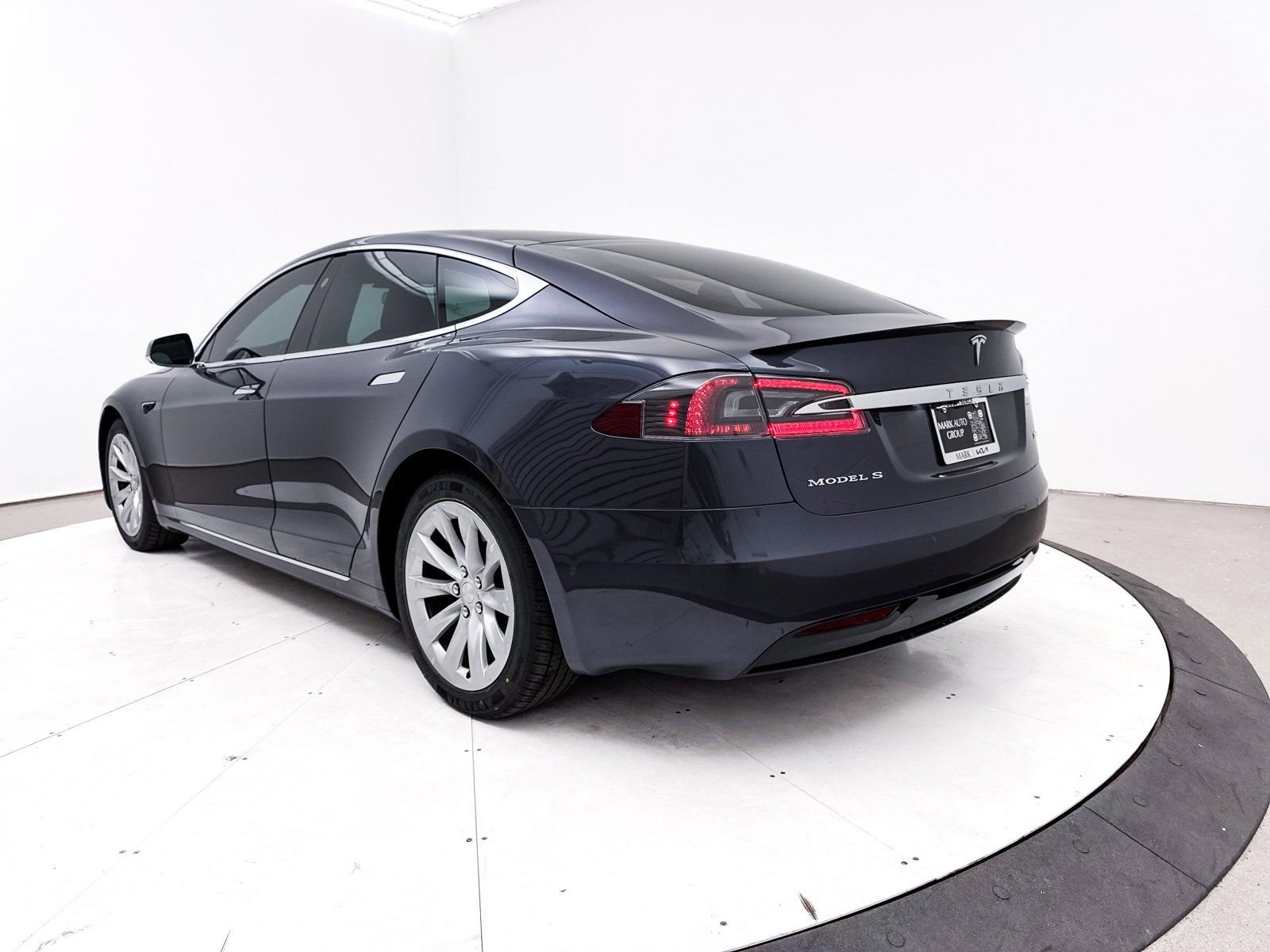 Used 2019 Tesla Model S 100D image 13