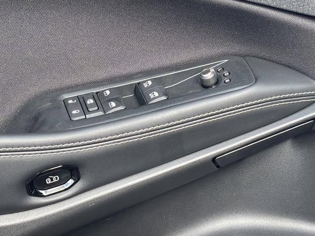 New 2026 Jeep Cherokee Laredo AWD/4WD image 17