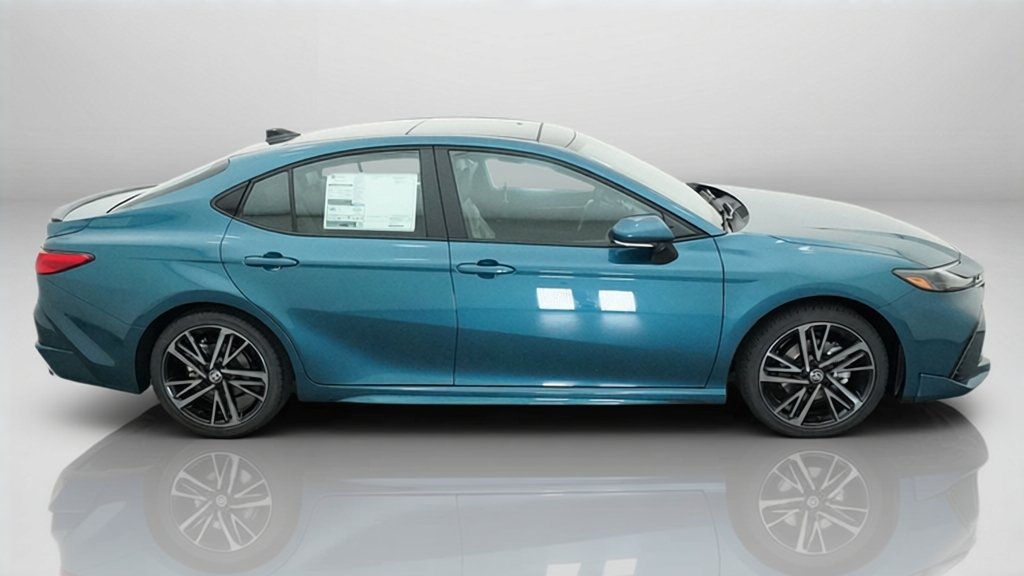 New 2026 Toyota Camry XSE FWD image 7