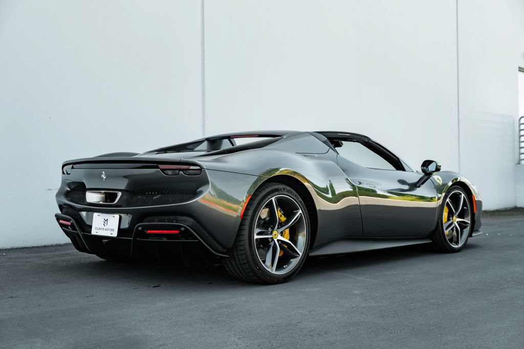 Used 2023 Ferrari 296 GTS RWD image 19
