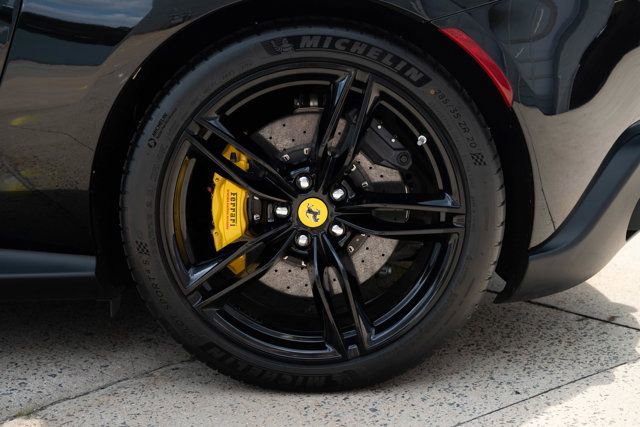 Used 2025 Ferrari Roma Spider image 21