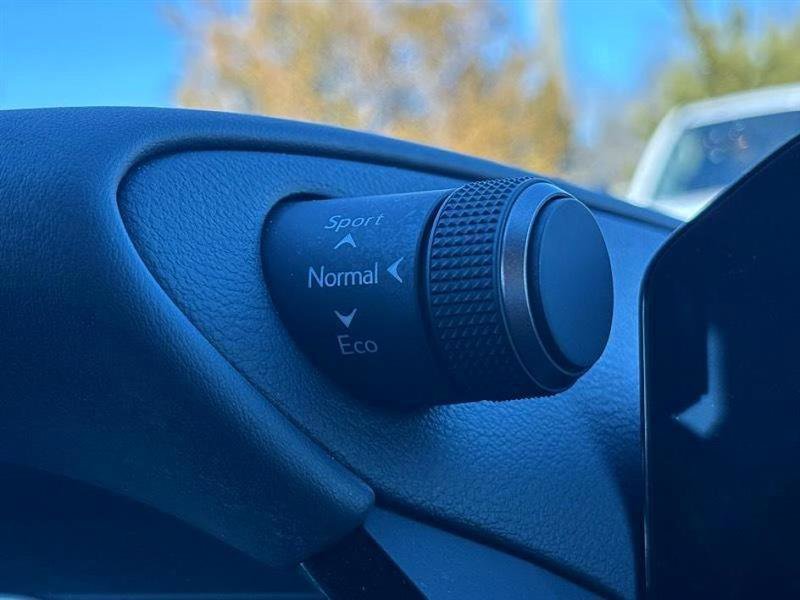 Used 2024 Lexus ES 350 w/ Premium Package image 25