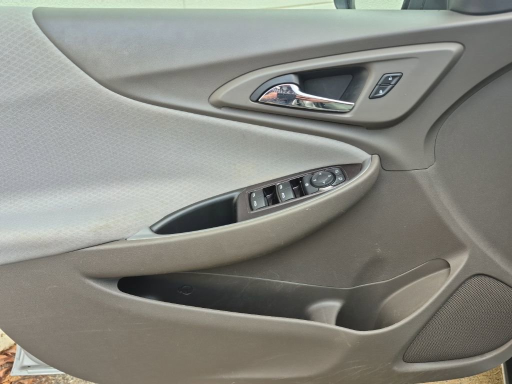 Used 2020 Chevrolet Malibu LS image 14