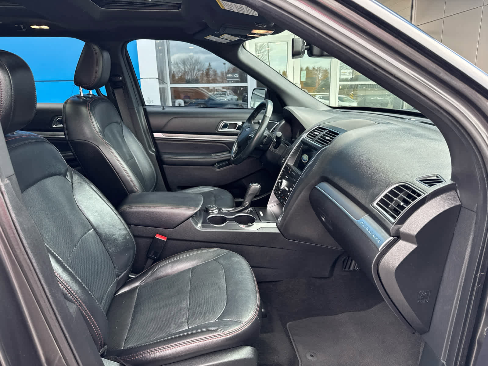 Used 2019 Ford Explorer Sport w/ Equipment Group 401A AWD/4WD image 4