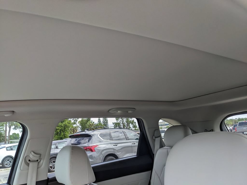 Certified 2023 Kia Sorento SX FWD image 23