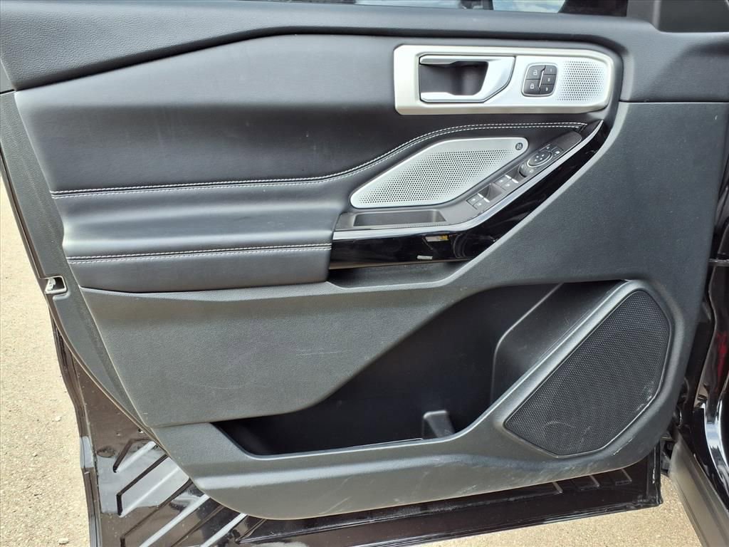 Used 2023 Ford Explorer ST w/ Equipment Group 401A image 13
