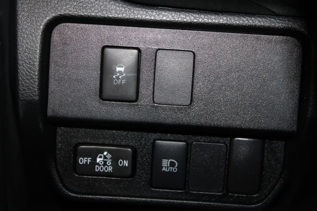 Used 2022 Toyota Tacoma SR5 RWD image 15