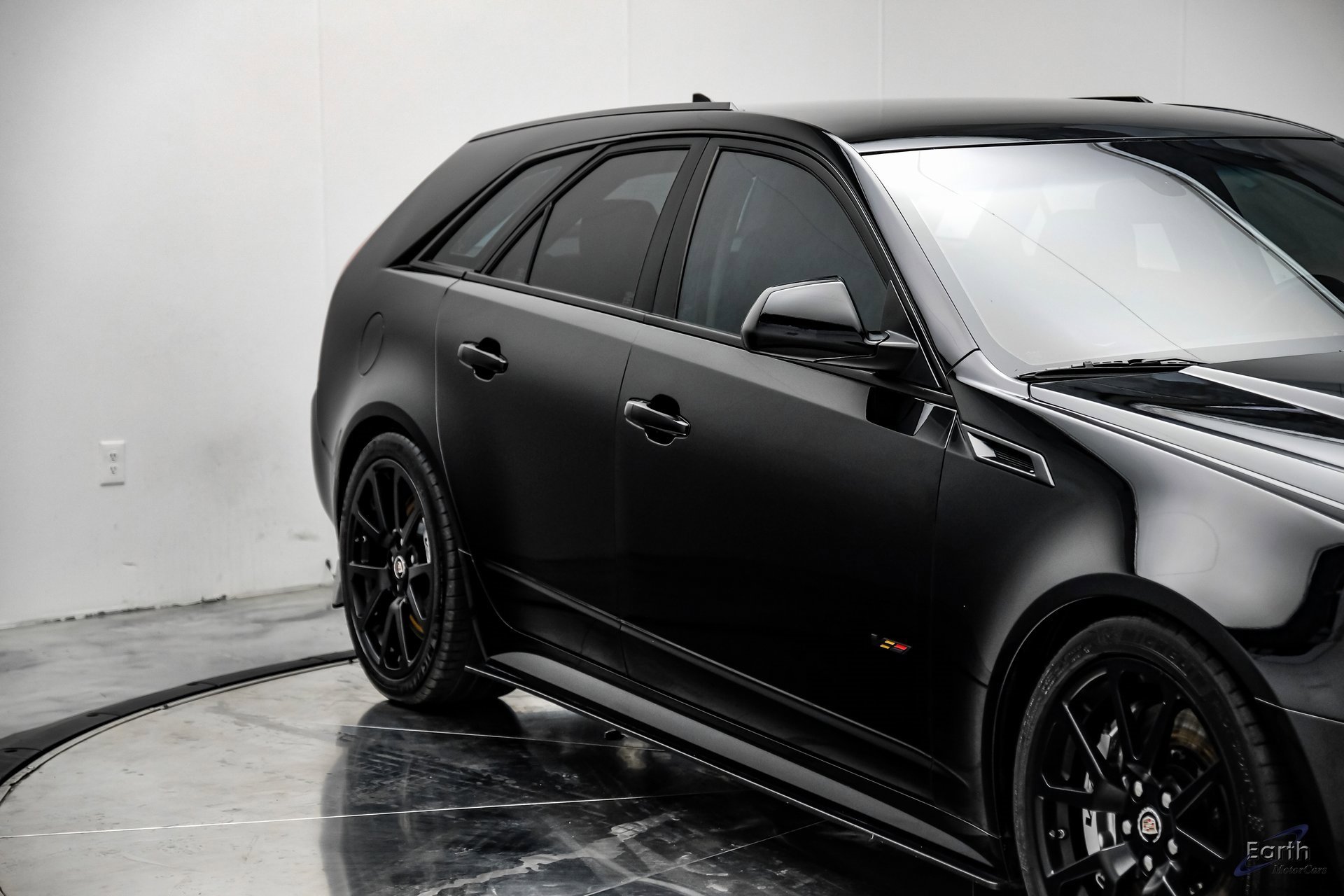 Used 2013 Cadillac CTS V image 22