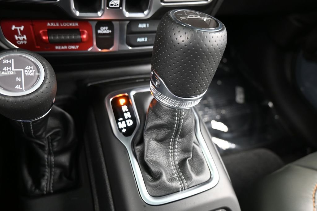 Used 2026 Jeep Gladiator Mojave AWD/4WD image 30