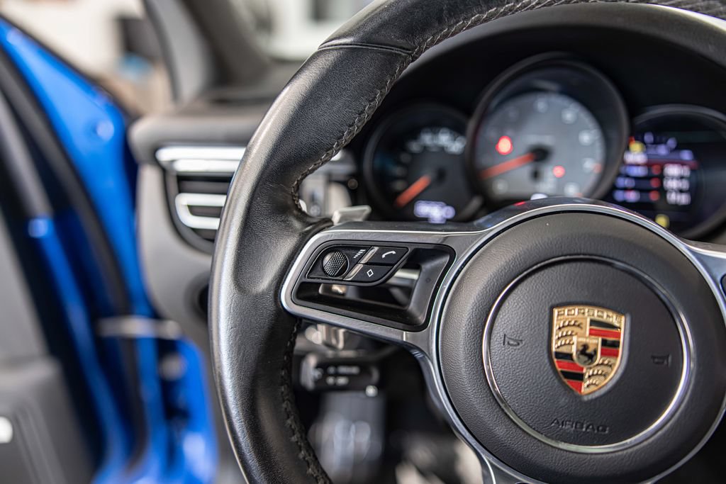 Used 2021 Porsche Macan S AWD/4WD image 25