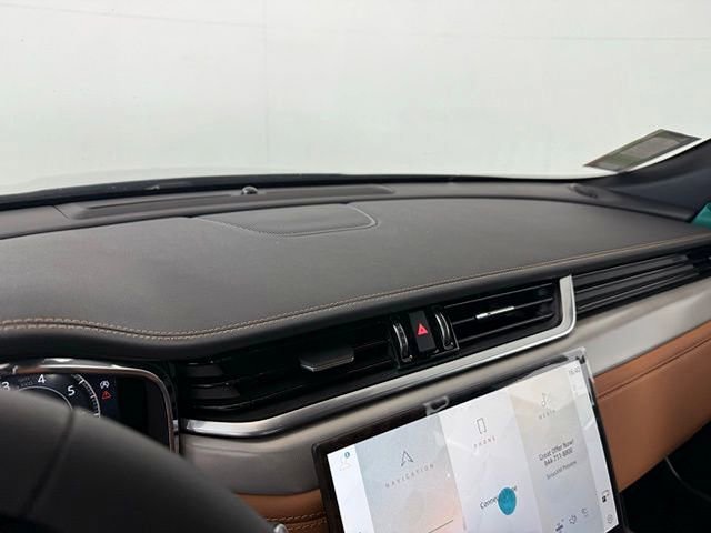 New 2024 Jaguar XF R-Dynamic SE image 30