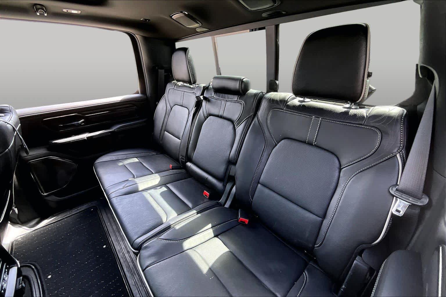 Used 2024 RAM 1500 Limited AWD/4WD image 18