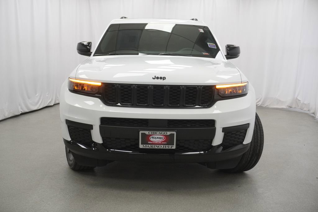 Certified 2023 Jeep Grand Cherokee L Laredo AWD/4WD image 8