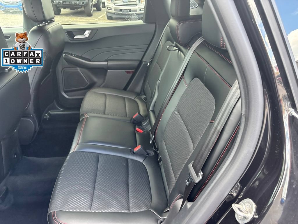 Used 2026 Ford Escape ST-Line w/ Cold Weather Package AWD/4WD image 27