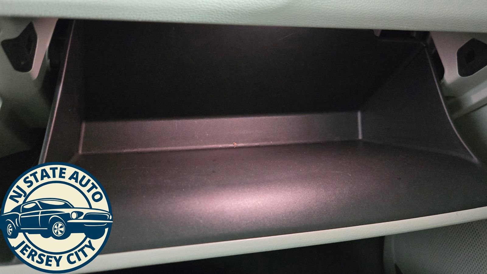 Used 2023 Kia Sportage EX image 19