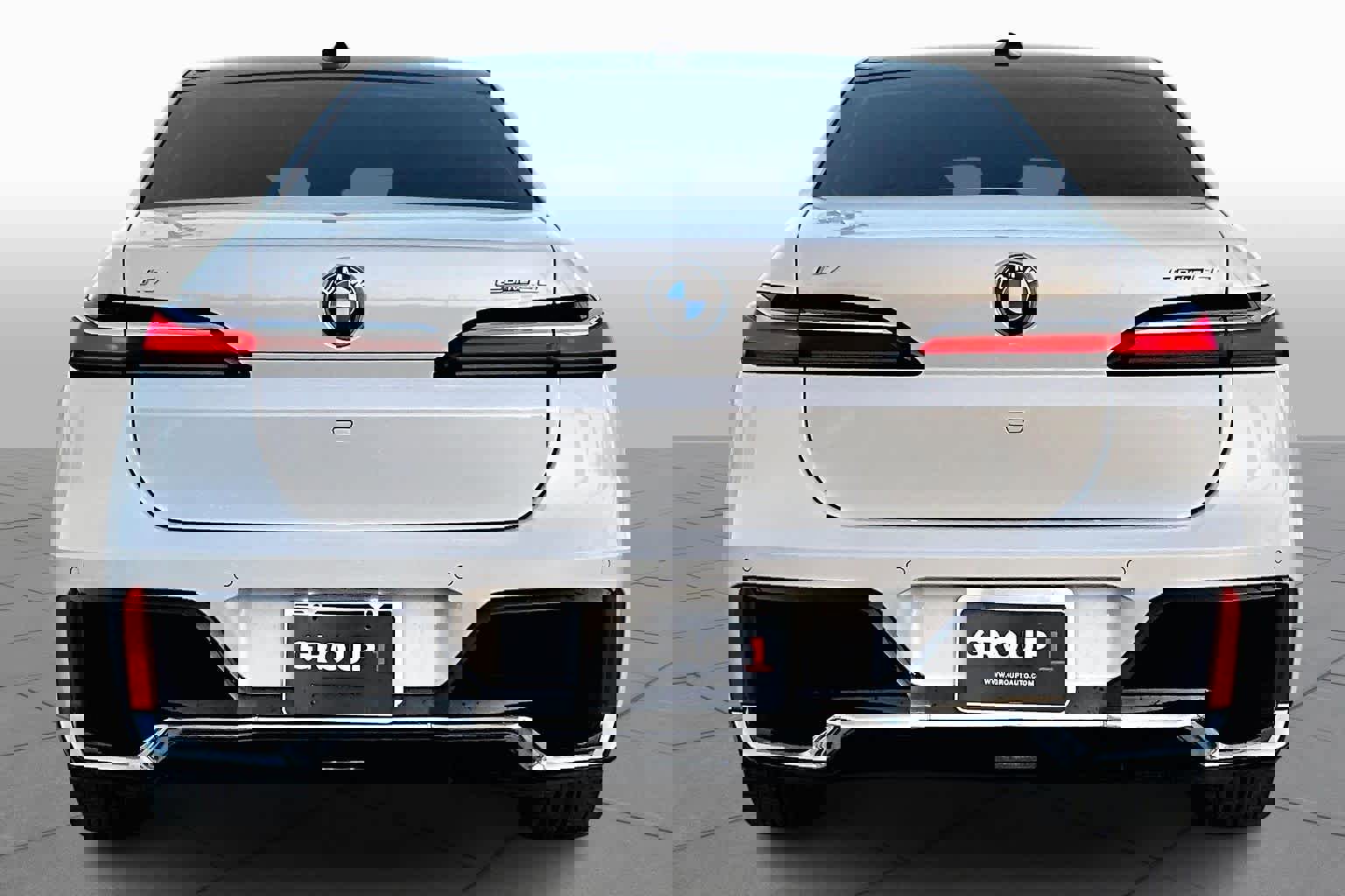 Used 2025 BMW i7 eDrive50 w/ M Sport Package image 4