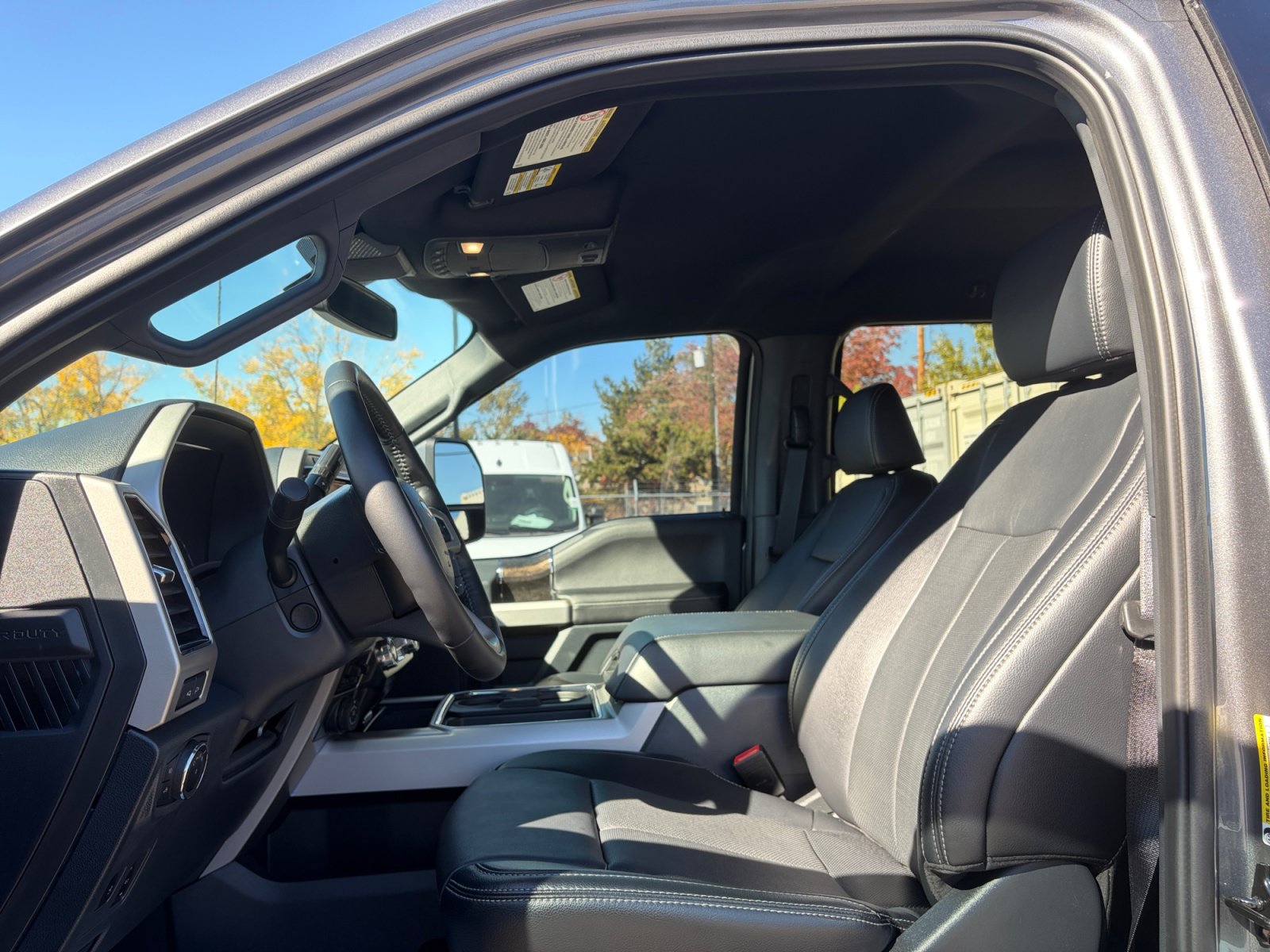 Used 2022 Ford F450 Lariat w/ Lariat Ultimate Package AWD/4WD image 12