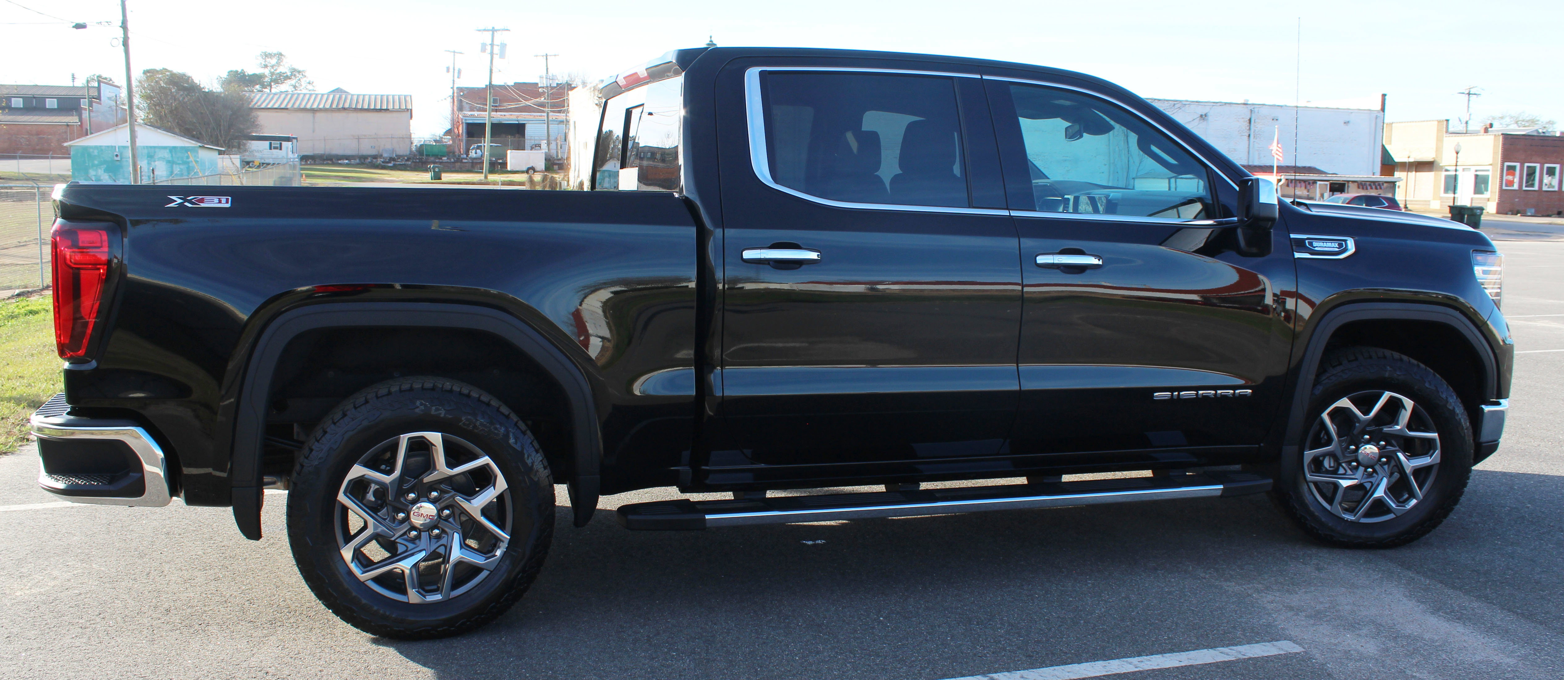 New 2026 GMC Sierra 1500 SLT w/ SLT Premium Plus Package image 12