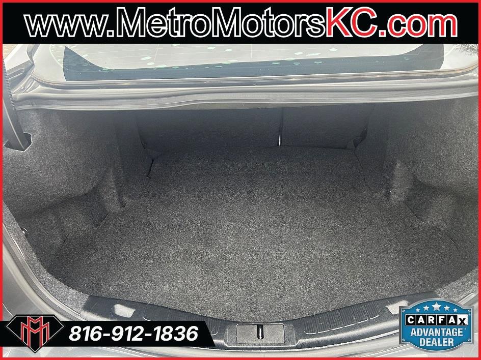 Used 2020 Ford Fusion SE image 33