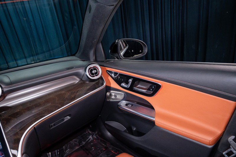 Certified 2023 Mercedes-Benz GLC 300 image 21