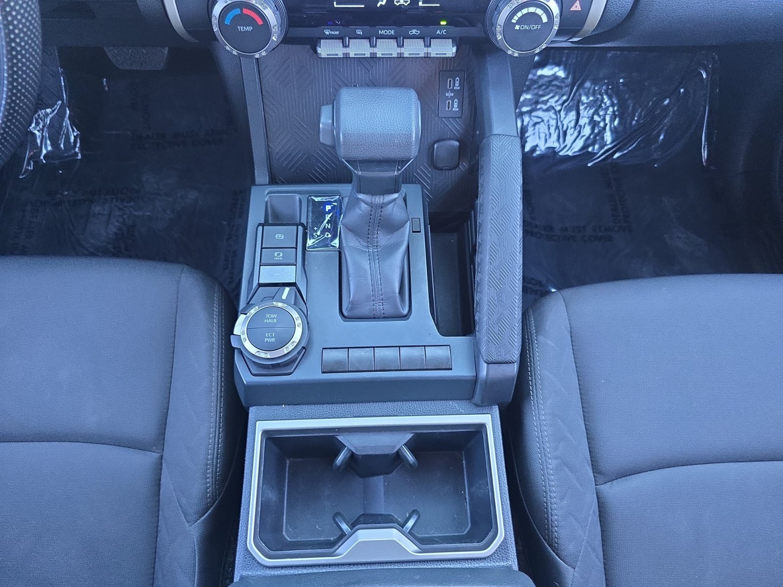 Certified 2025 Toyota Tacoma SR5 AWD/4WD image 18