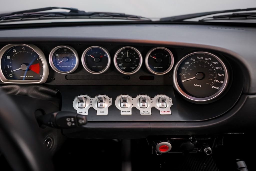 Used 2006 Ford GT image 27