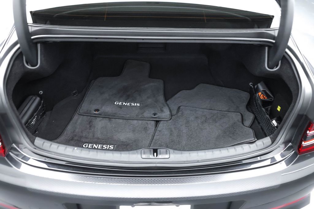 Used 2024 Genesis G80 2.5T image 22