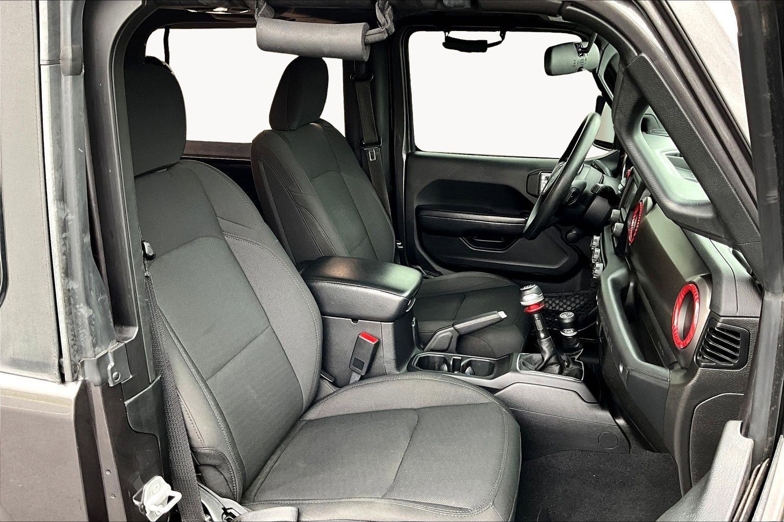 Used 2020 Jeep Wrangler Sport image 30