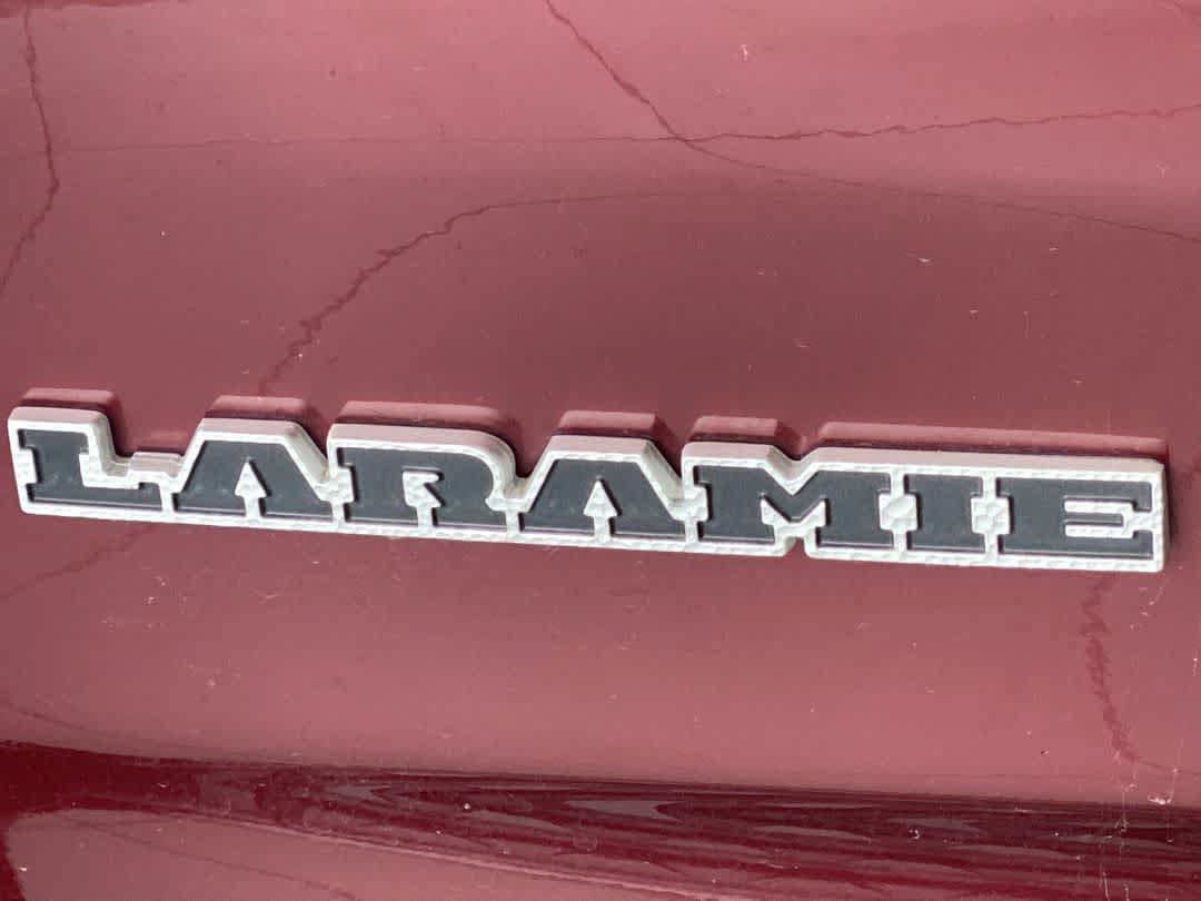 Used 2019 RAM 1500 Laramie w/ Sport Appearance Package AWD/4WD image 11