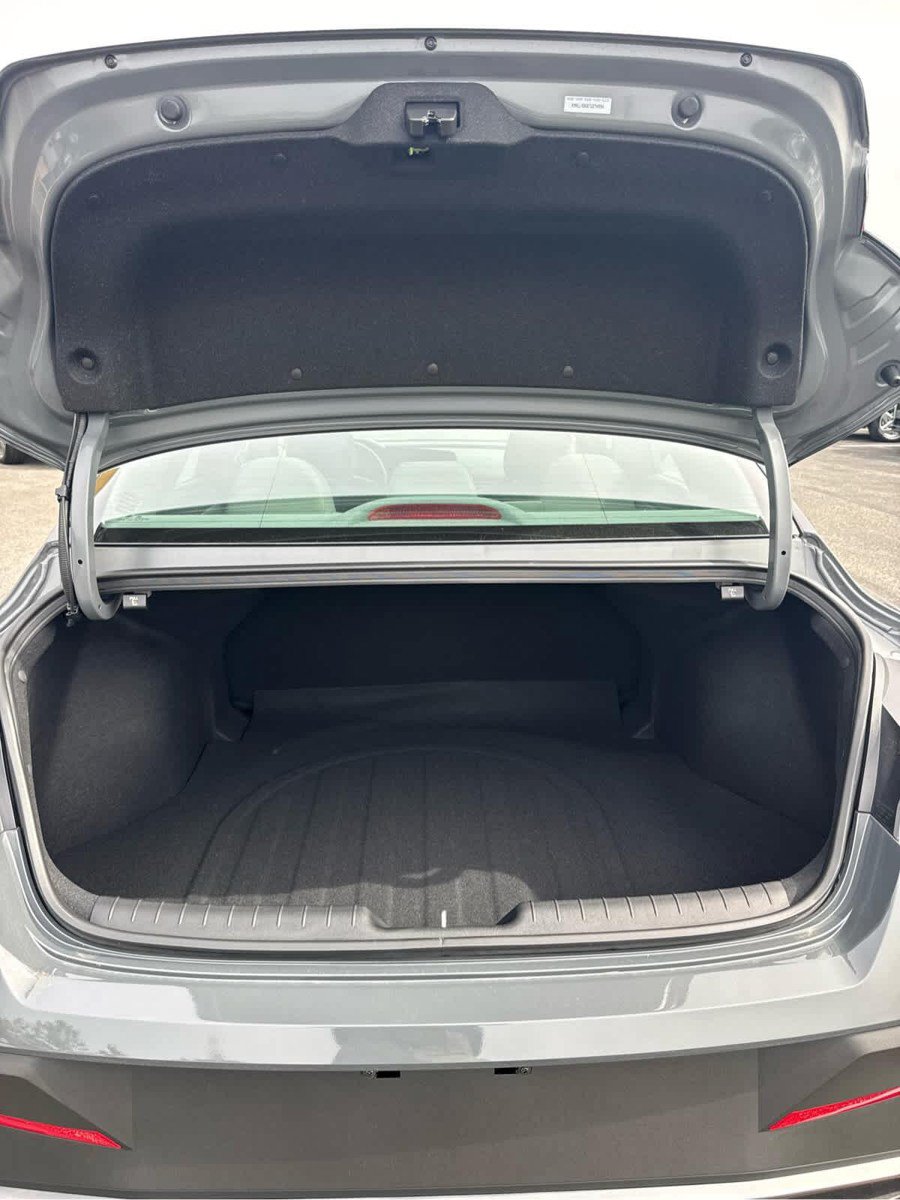 New 2026 Hyundai Elantra SE FWD image 43