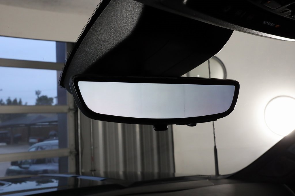 Used 2026 GMC Sierra 3500 Denali Ultimate image 28