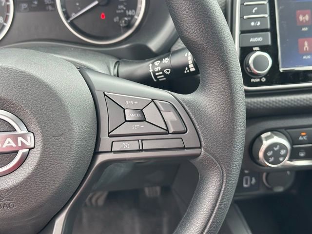 Used 2025 Nissan Kicks Play S image 35