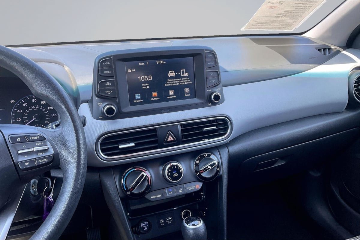 Used 2020 Hyundai Kona SE FWD image 6