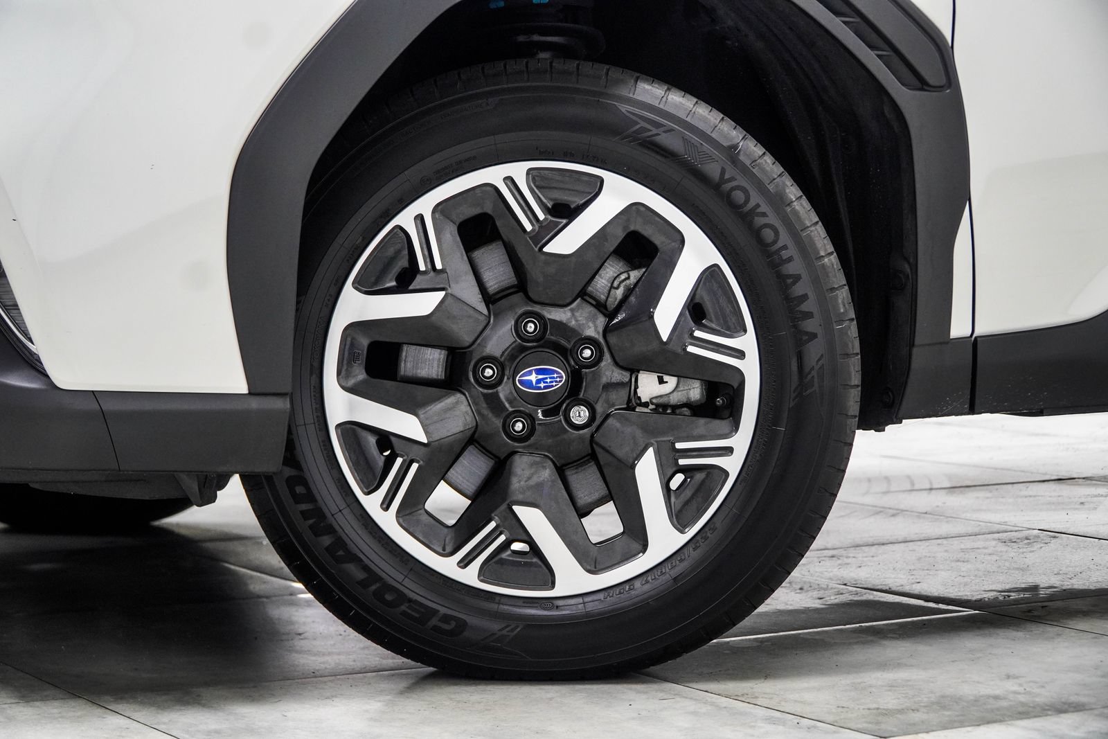 Used 2025 Subaru Forester Premium AWD/4WD image 6